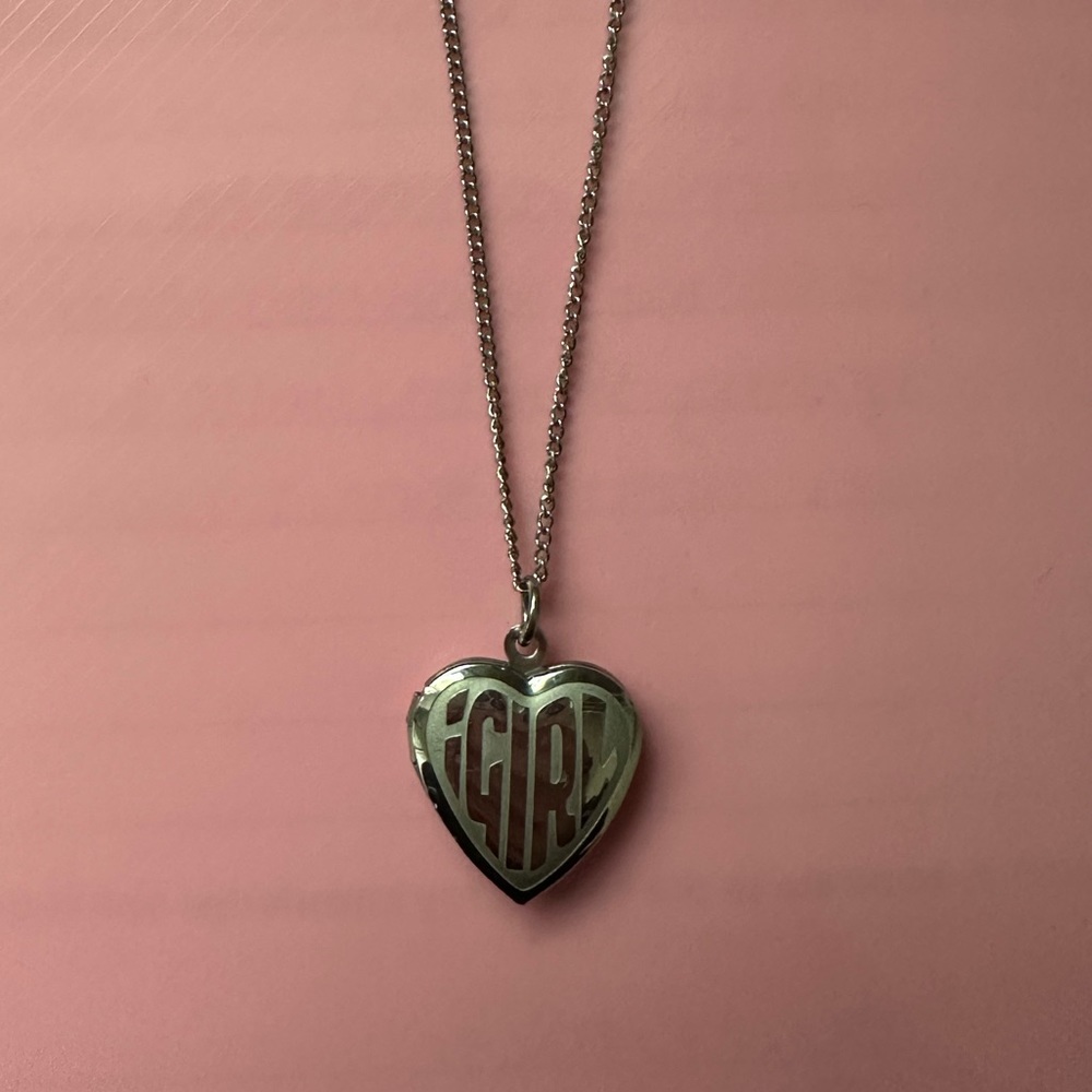 igirl locket pendant